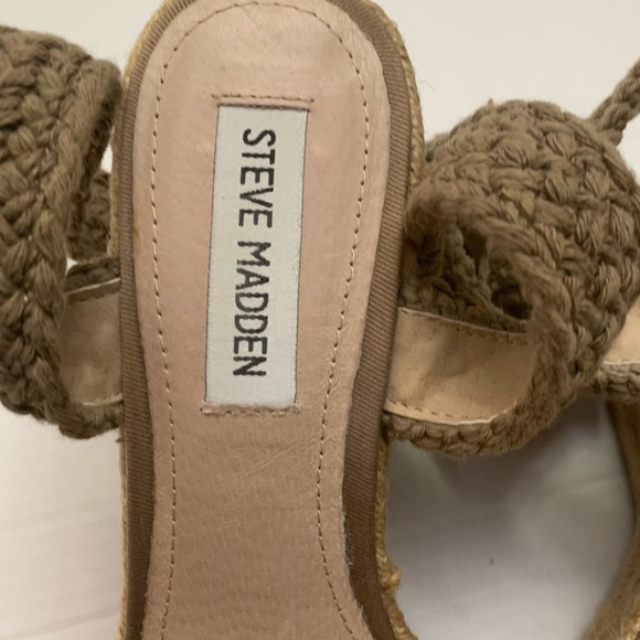 Beigh Women heels - Picture 7 of 7